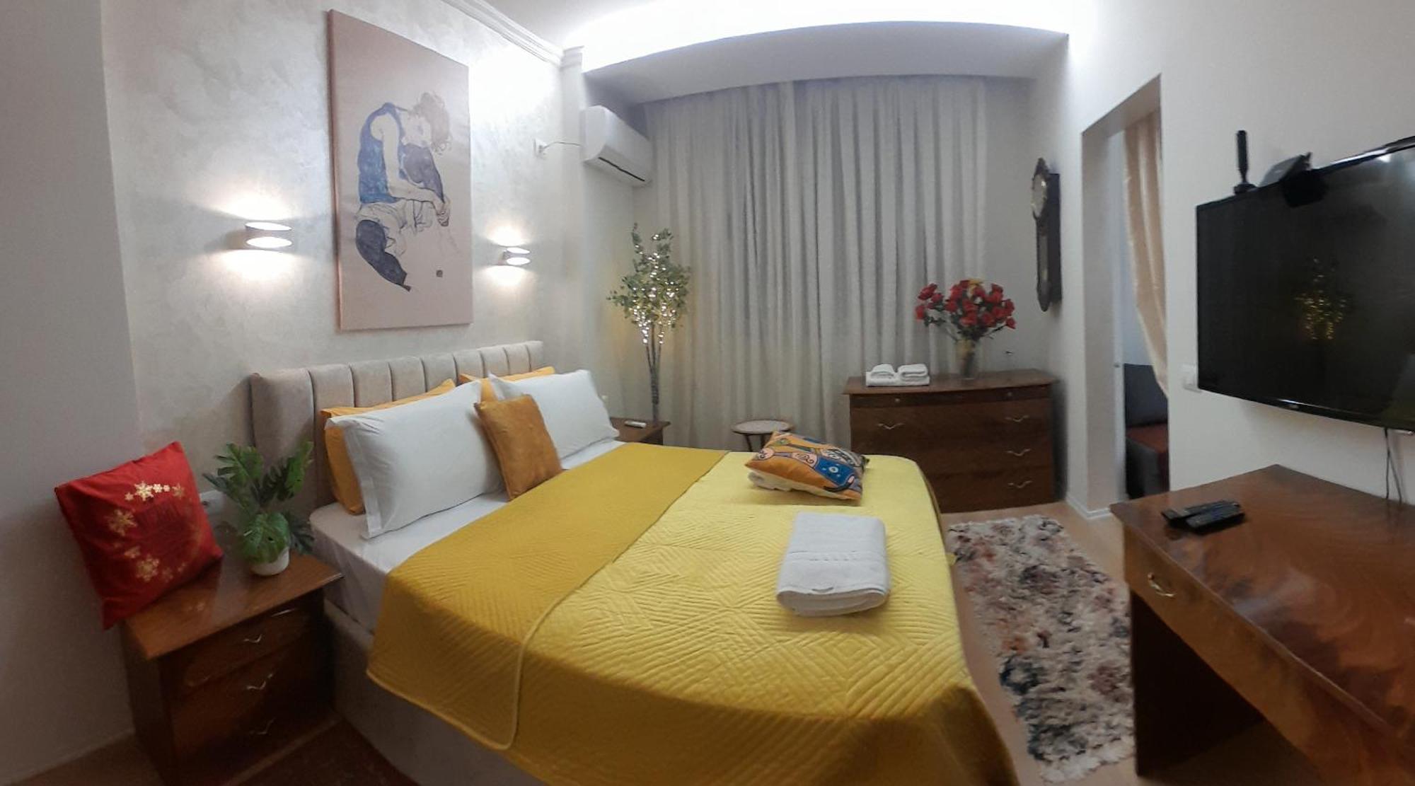 Bani'S Cozy Lovely Apt 티라나 외부 사진